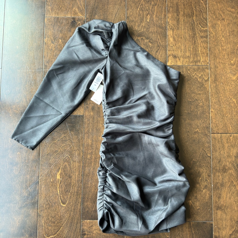 Aritzia Wilfred Dress. Size 00